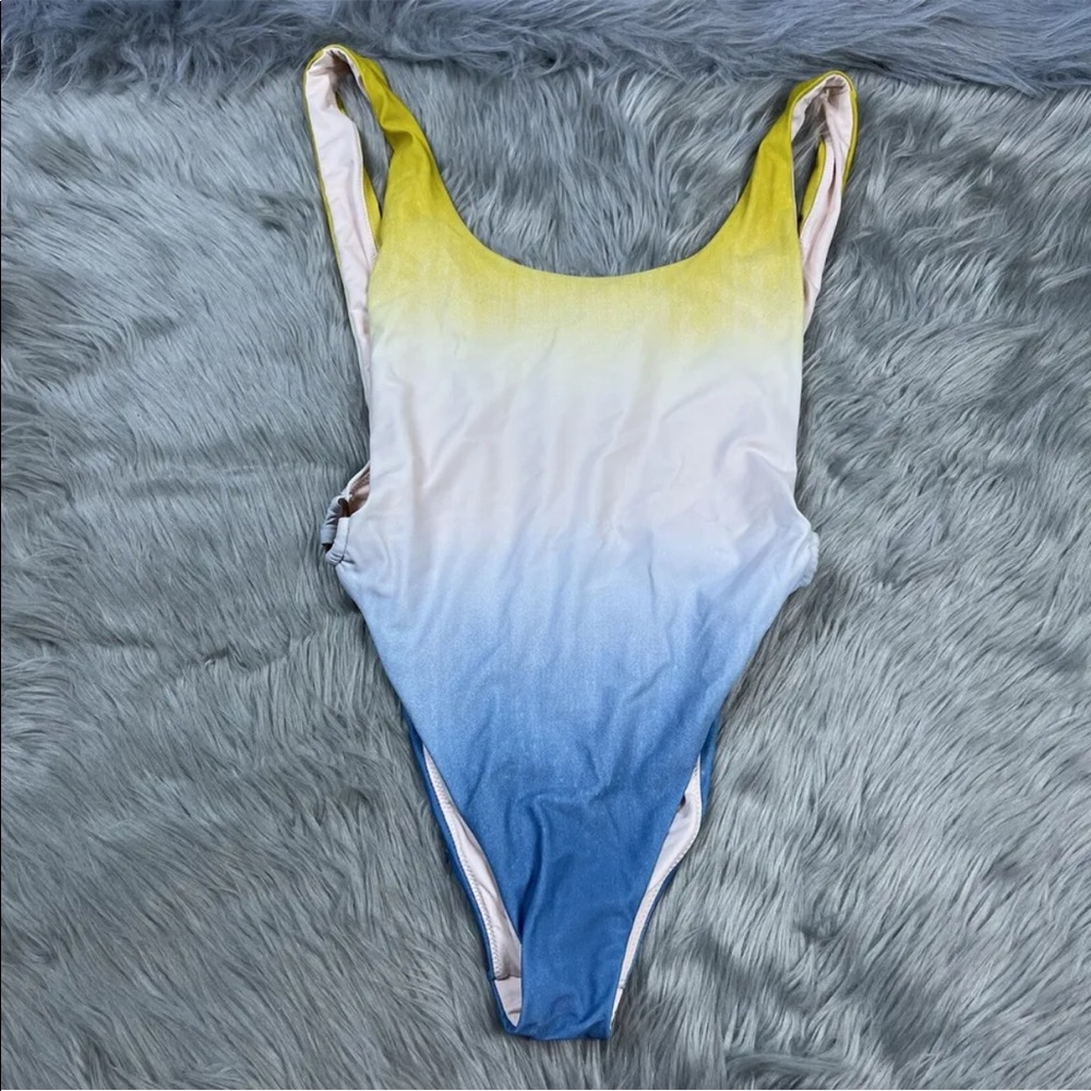 Aerie Ombré Blue Yellow Super Scoop One Piece Swimsuit Size M